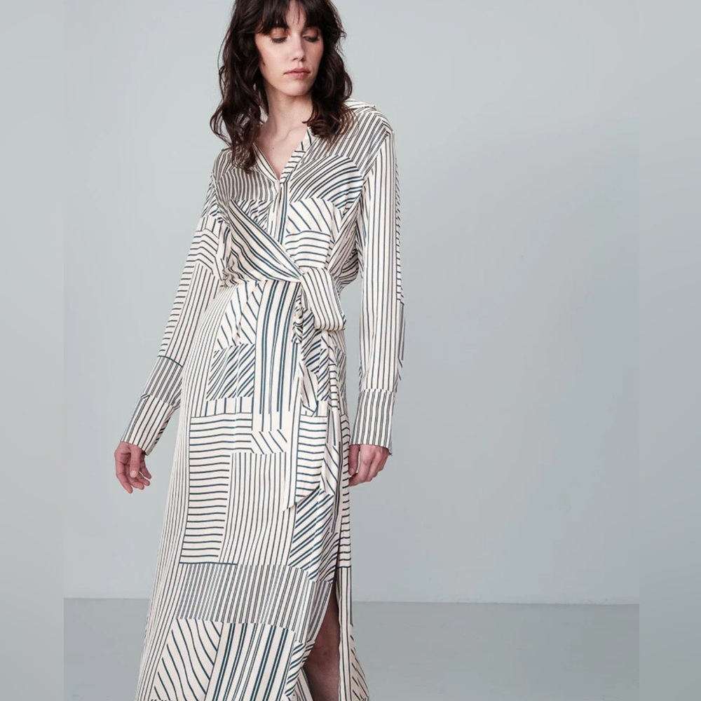 Elegant Long Sleeve Striped Dress